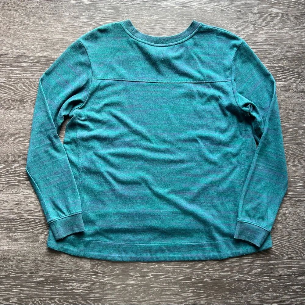 Nike Women’s Sportswear Lightweight Sweatshirt